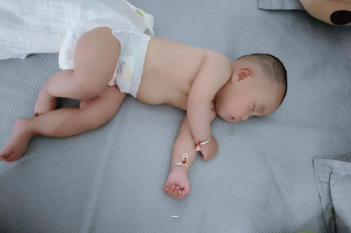 福鼎孕妇肚脐周围发青